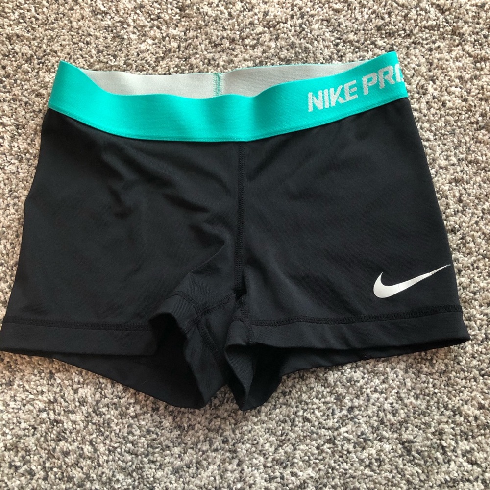 Nike spandex